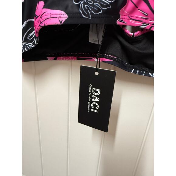 NWT Pink/Black Tropical Push Up Swim Top Bra Keyhole Swimsuit   16 Plus - Picture 4 of 6